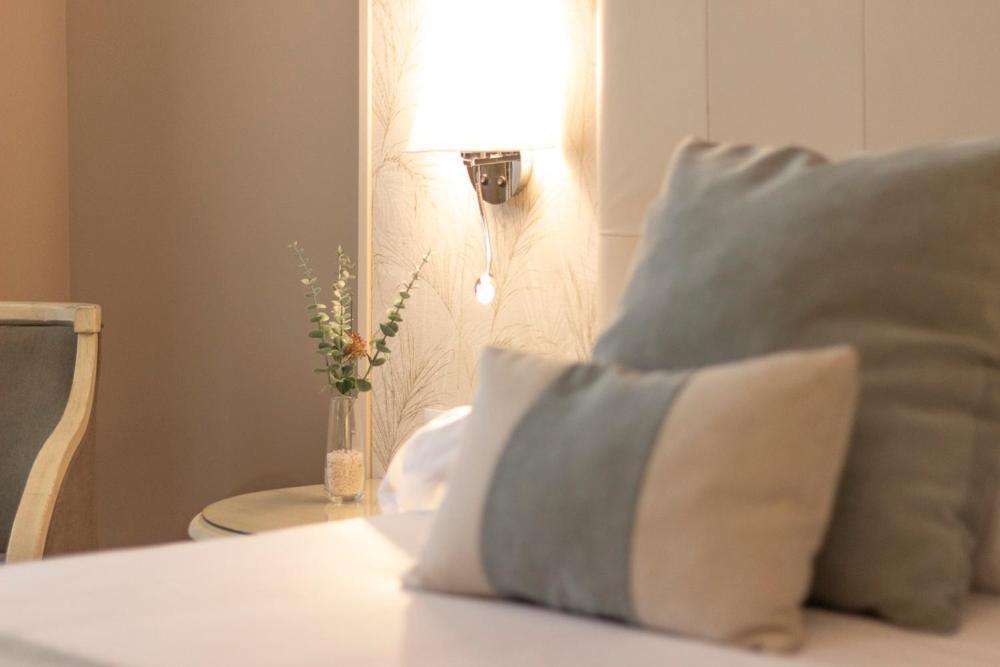 Alboran Algeciras Hotell Exteriör bild