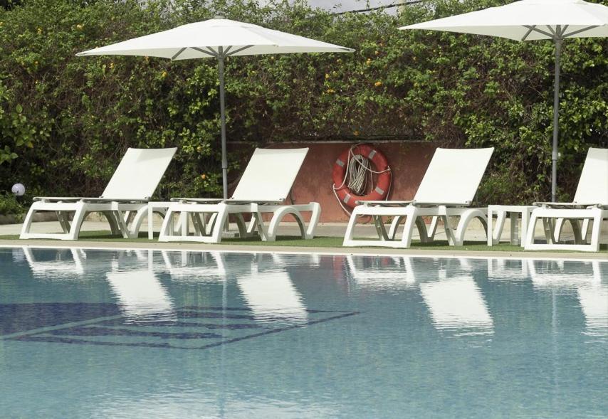 Alboran Algeciras Hotell Exteriör bild